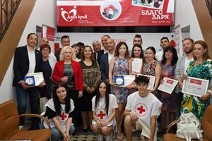 „Девин“ ЕАД и Националният център по трансфузионна хематология стартират съвместна инициатива “Вода за живот“