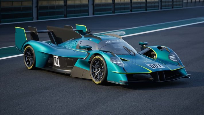 Aston Martin Valkyrie LM може да се кара само на писта. Снимки: Aston Martin