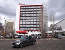 “Пирогов”.