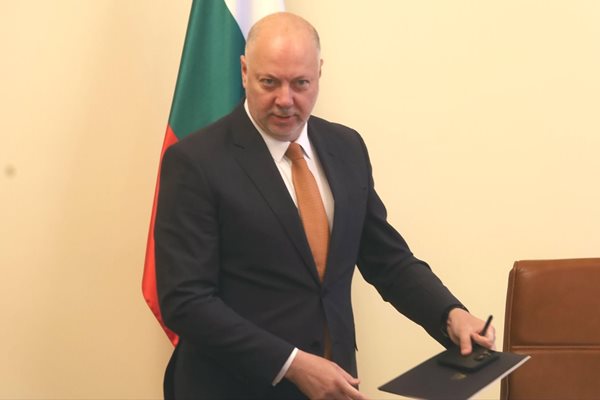 Росен Желязков: Времето за стиковане в МВР приключи отдавна