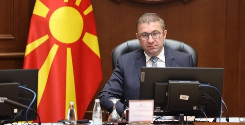 Мицкоски: България оказва политически натиск срещу приемането на доклада за напредъка в ЕП